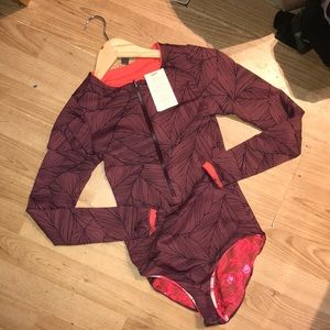 NWT♥️♥️ MAAJI ONE PIECE SIZE SMALL BODYSUIT